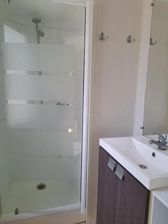 营地 Domaine Des Iscles Mobil Home 拉罗克当泰龙