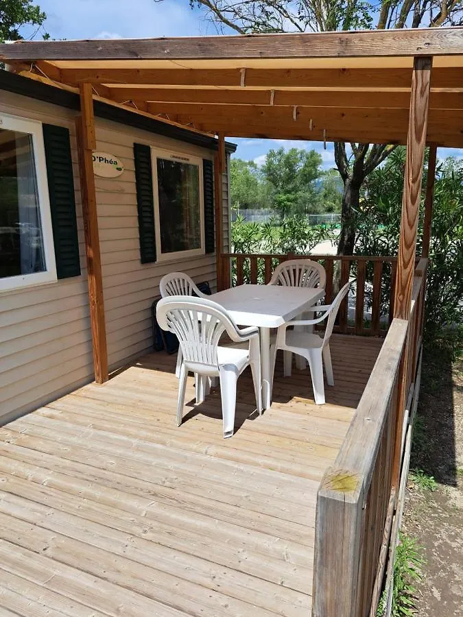 Domaine Des Iscles Mobil Home 拉罗克当泰龙 营地